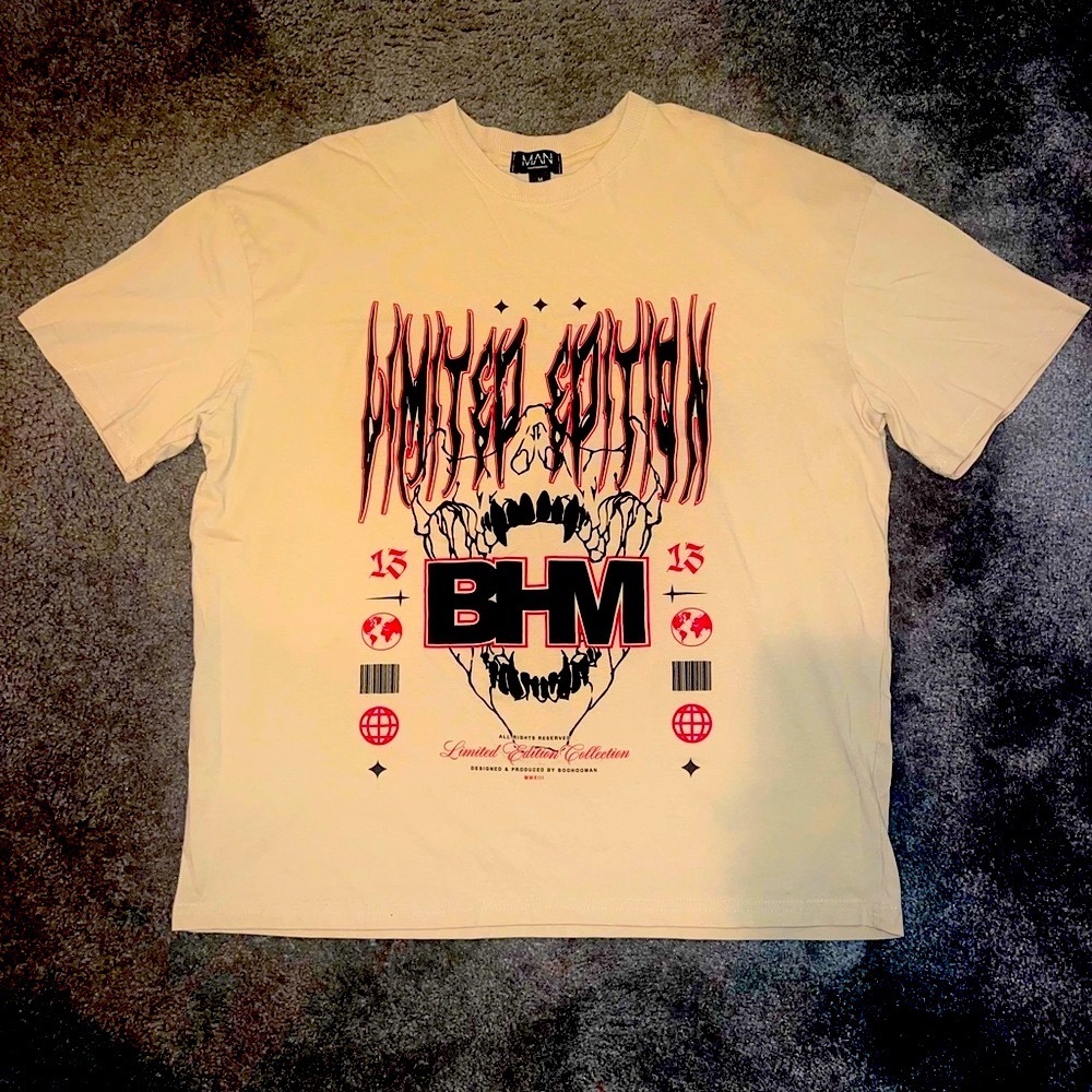 Boohooman tee.